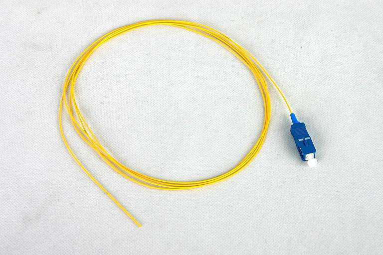 光纖收發(fā)器如何實(shí)現(xiàn)長(zhǎng)距離組網(wǎng)？